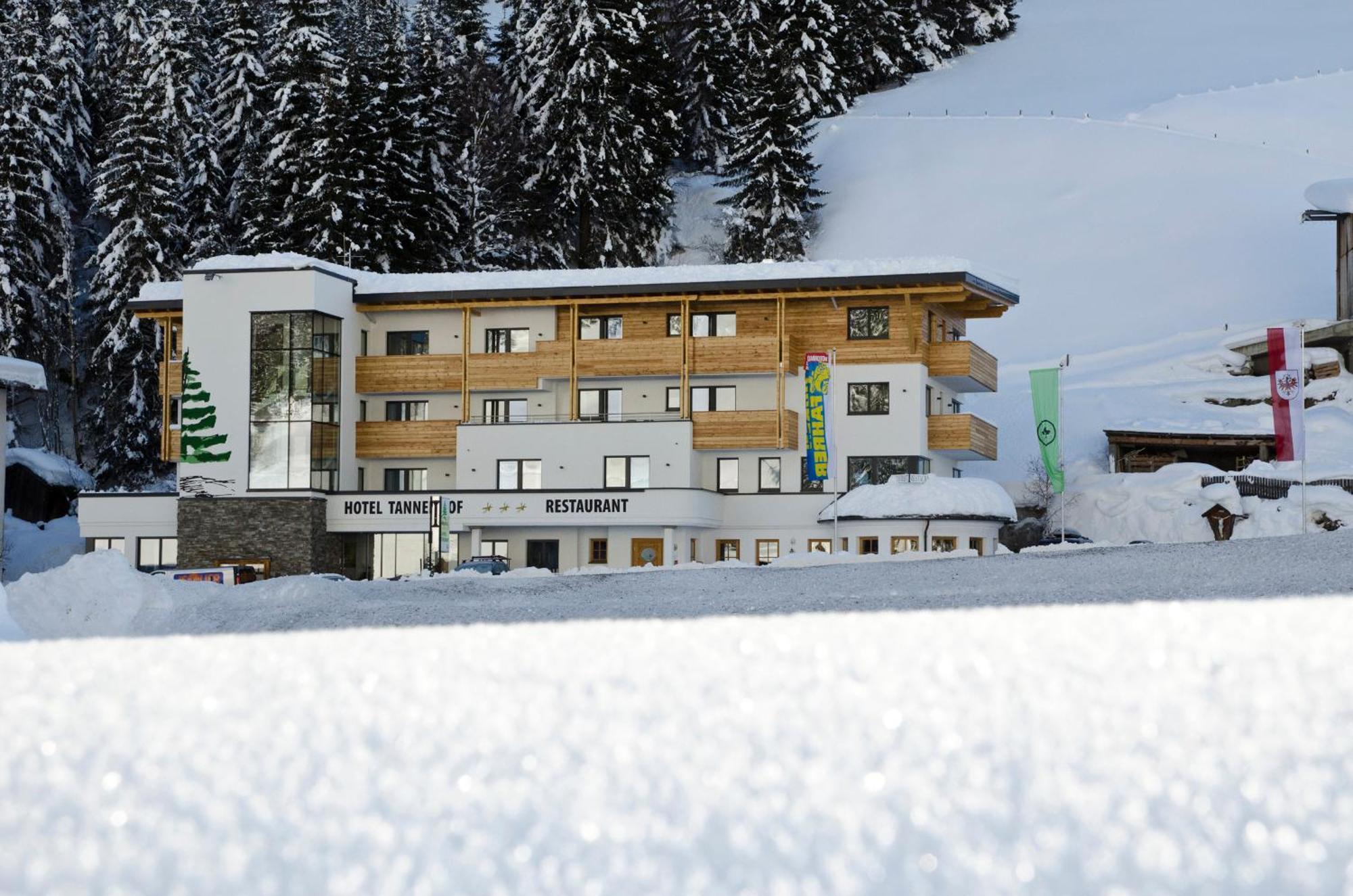 Hotel Tannenhof 3*